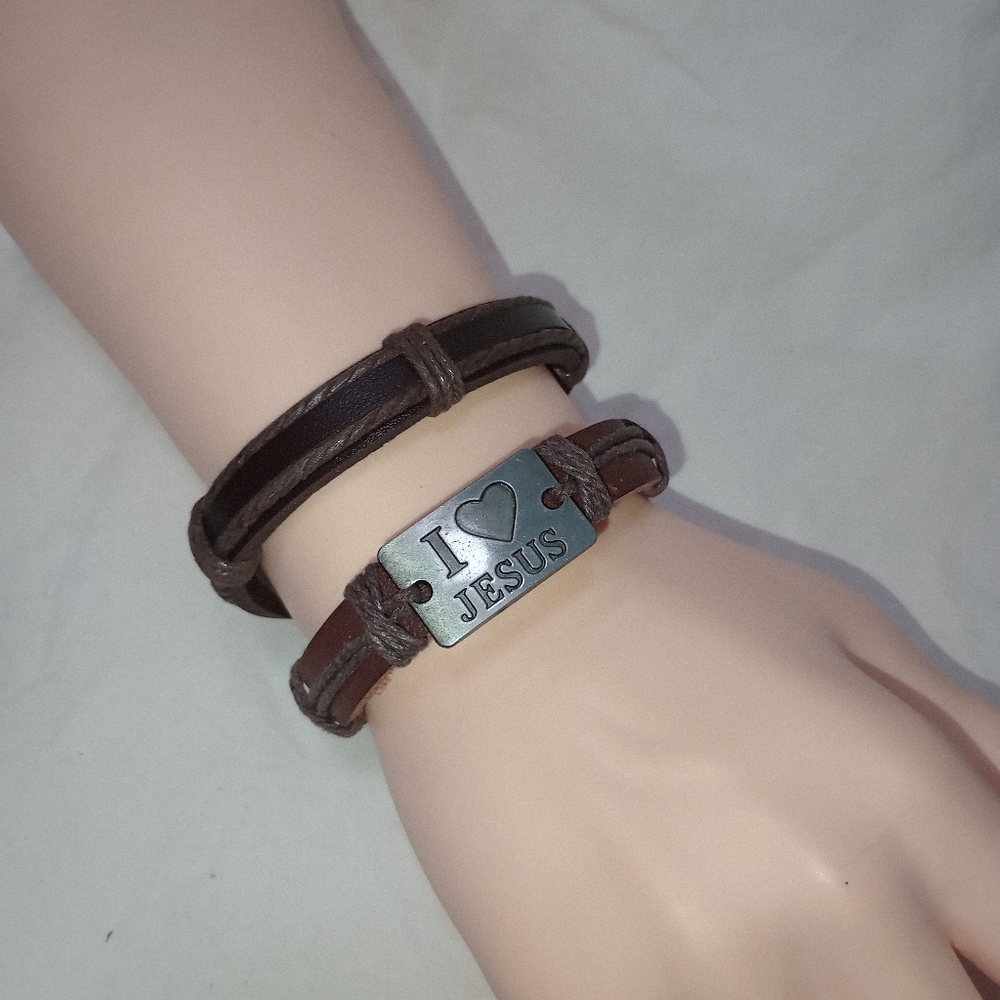 Hand Crafted Leather Bracelets I Love Jesus Charm Religion Church Punk Retro